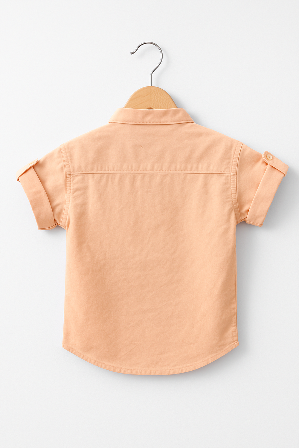 Shirt with a button-down front, normal collar, half sleeves, and a small pocket.